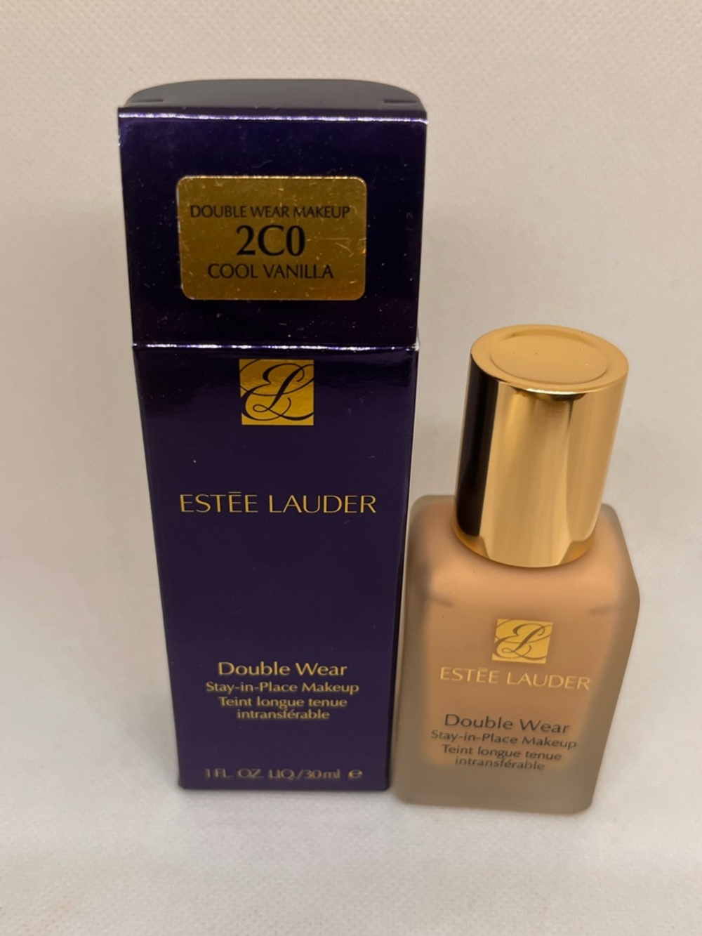 Old version Estée Lauder Double Wear Foundation 2C0 Cool Vanilla